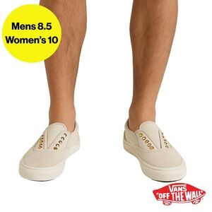 VANS 🌟 Authentic Gore Studs Leather Low Top (Size 8.5 Men’s, Size 10 Women’s)